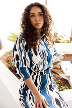 Load image into Gallery viewer, Munga-thirri Rain Oversized Shirt