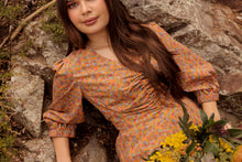 Load image into Gallery viewer, SANDHILLS & WAVES PEPLUM TOP | Jardine