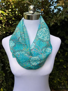 MEETING IN THE SKY SCARF | Andrawilla
